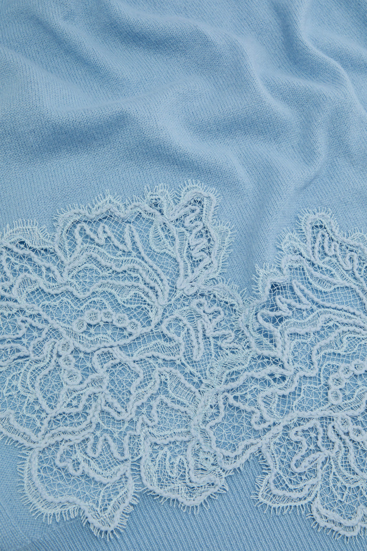 Bleu clair pure cashmere stole with lace