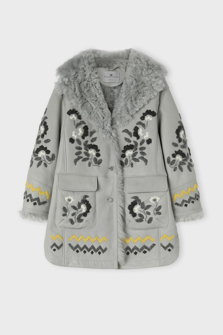 Shearling coat in genuine sheepskin with hand embroidery