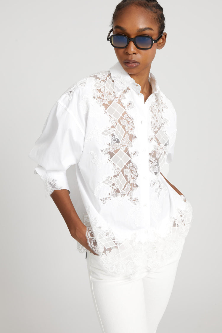 Chemise en coton avec détails en dentelle