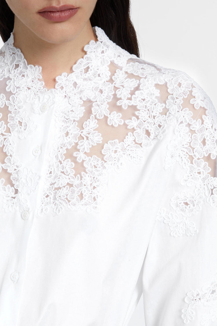 Camicia in popeline con pizzo rebrodé