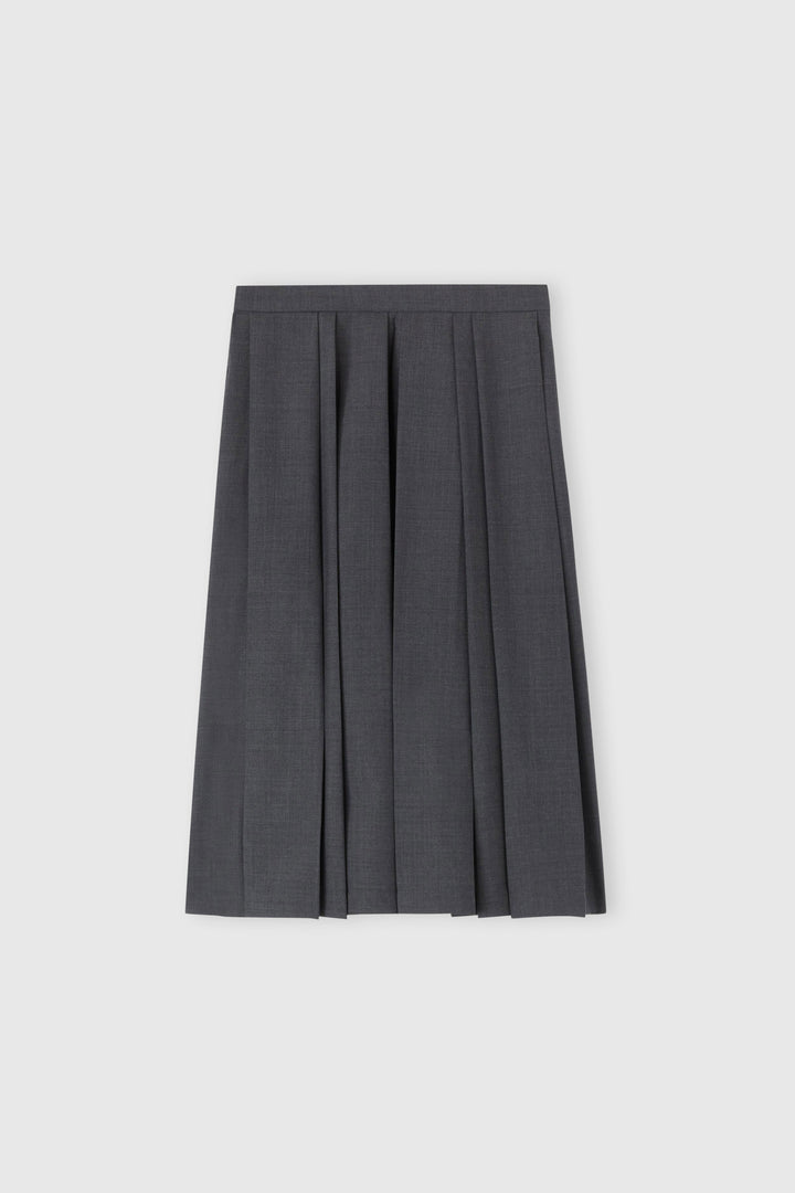 Pleated skirt in cool wool