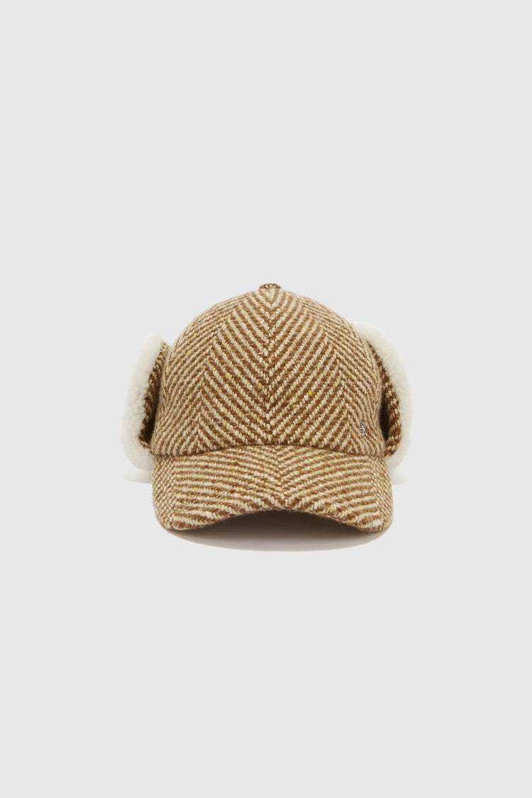 Virgin wool blend hat with herringbone pattern