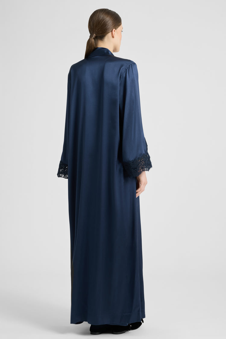 Stretch silk kimono with rebrode lace