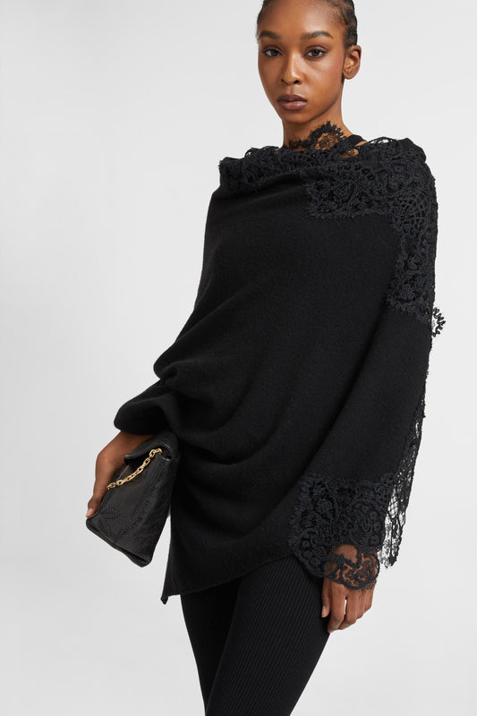 Stola in cashmere nera con bordo in pizzo rebrodé di lana