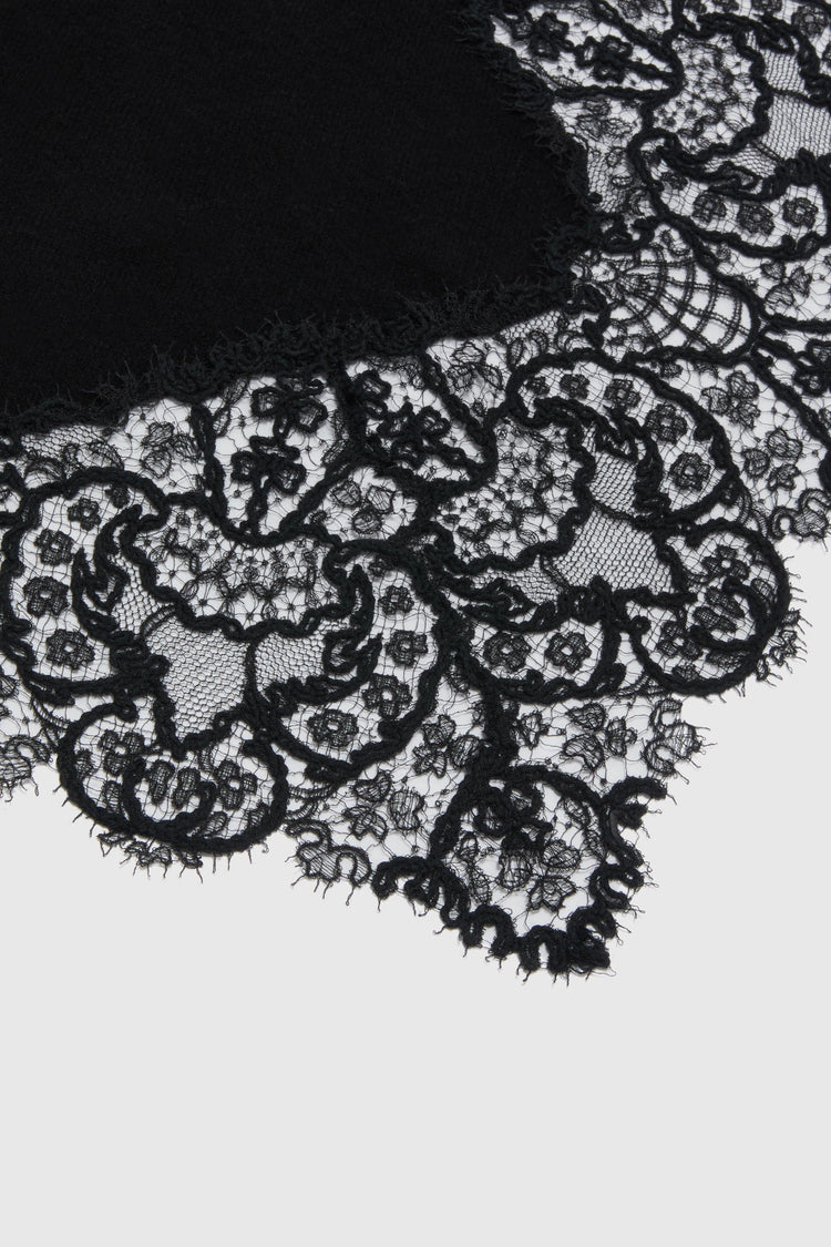 Black cashmere stole with wool rebrodé lace edge