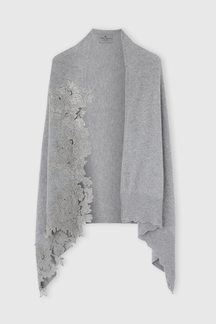 Stola in puro cashmere con intaglio e pizzo piccolo punto arricchito da cristalli