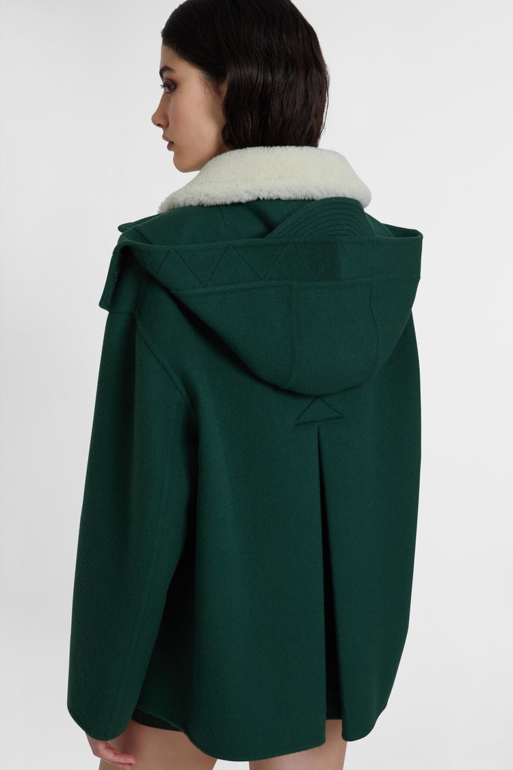Pure virgin wool coat with real shearling collar and large hood