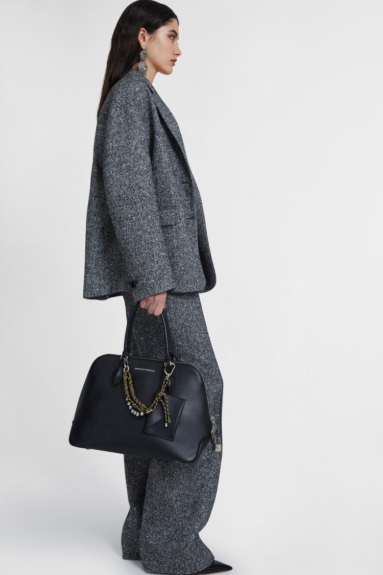 Tailored jacket in wool blend with herringbone pattern