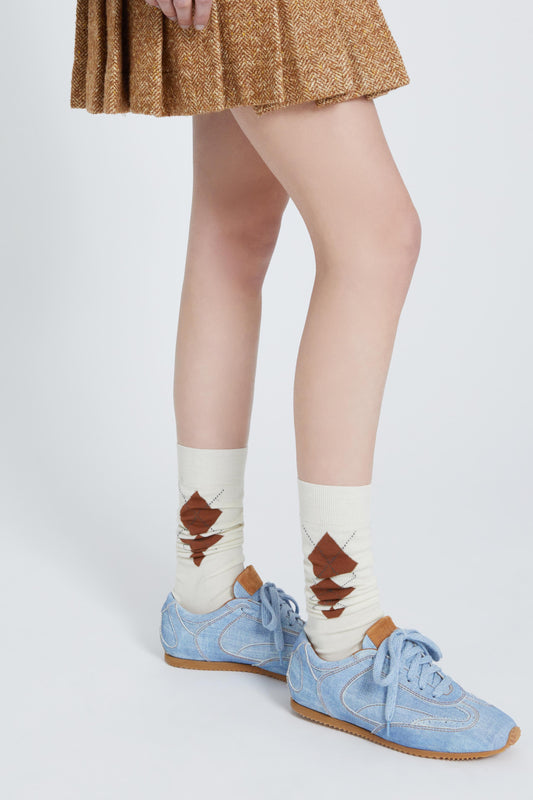 Jeans print split leather Winner sneaker with amber rubber sole and brogue details