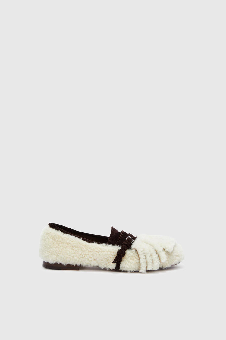 College shearling loafer with oversized fringe