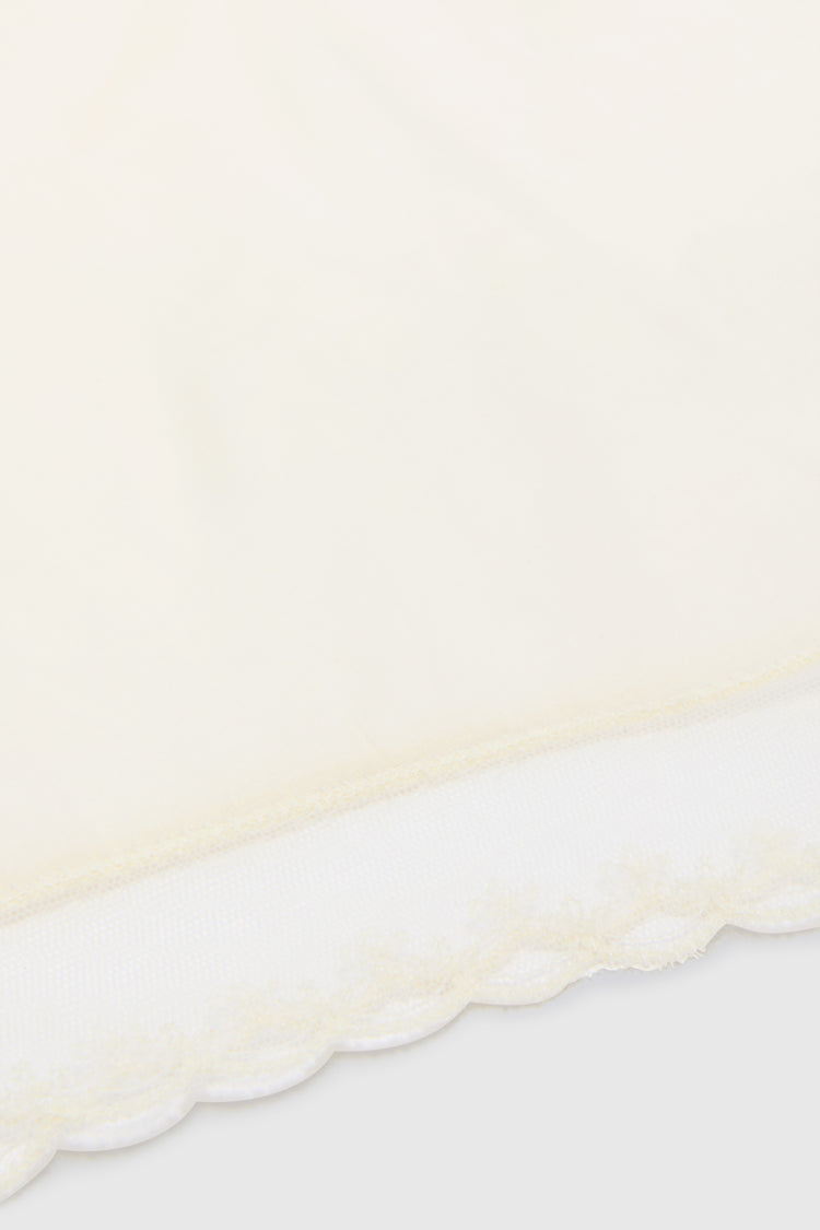 Bandana in pura seta bianca con bordo in pizzo rebrodé