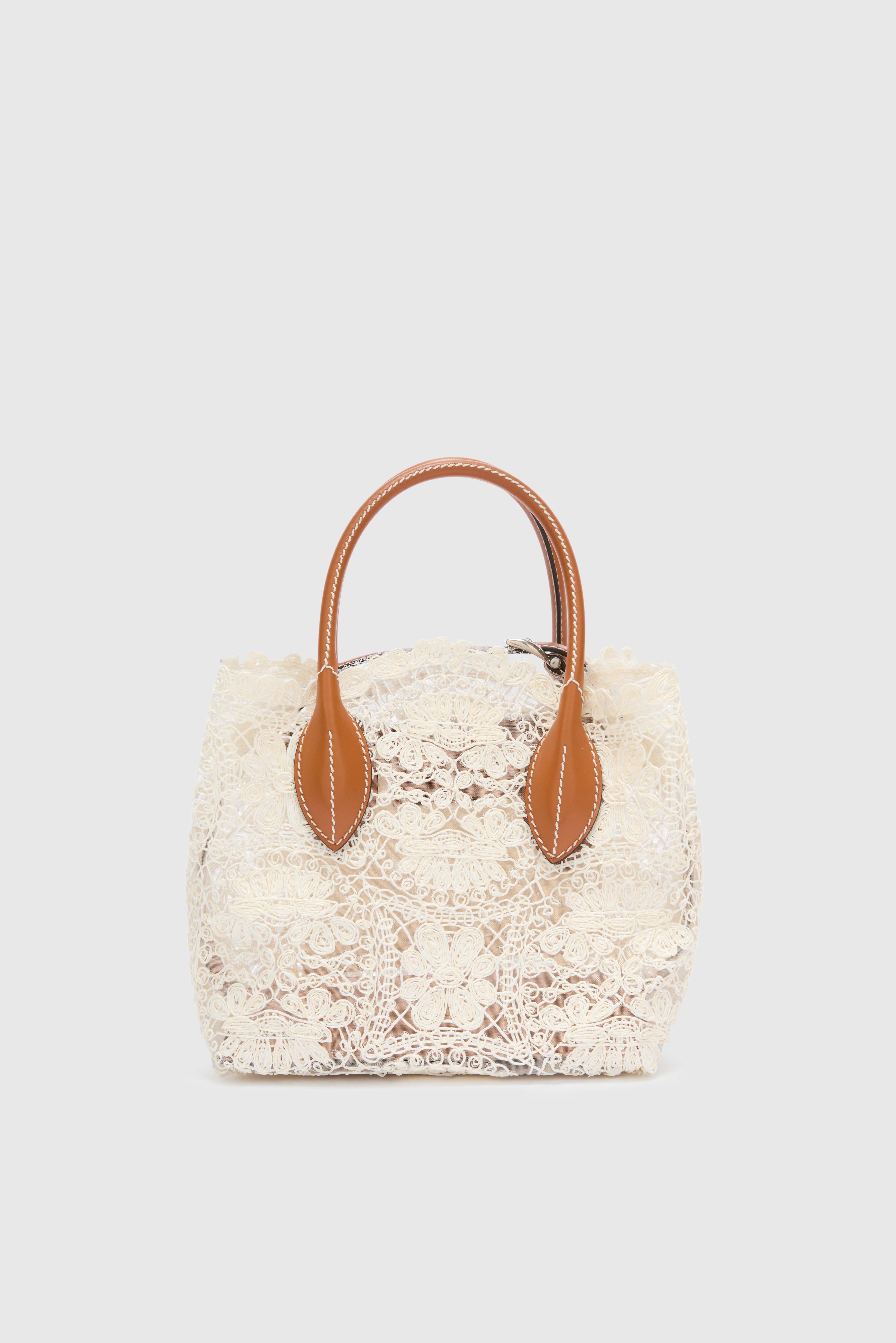 Mini Margot white in raffia lace maiolica