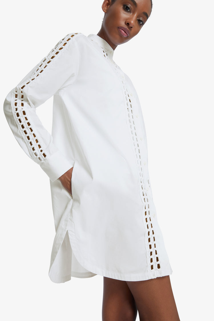 Camicia over ricamata