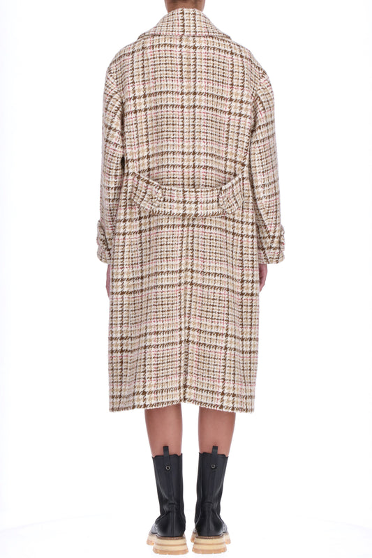 Oversized coat with Scottish pattern and handmade embroidery