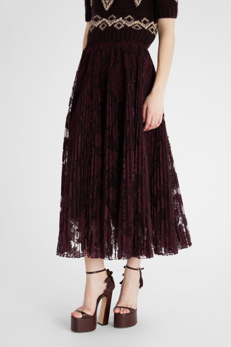 Pleated lace skirt