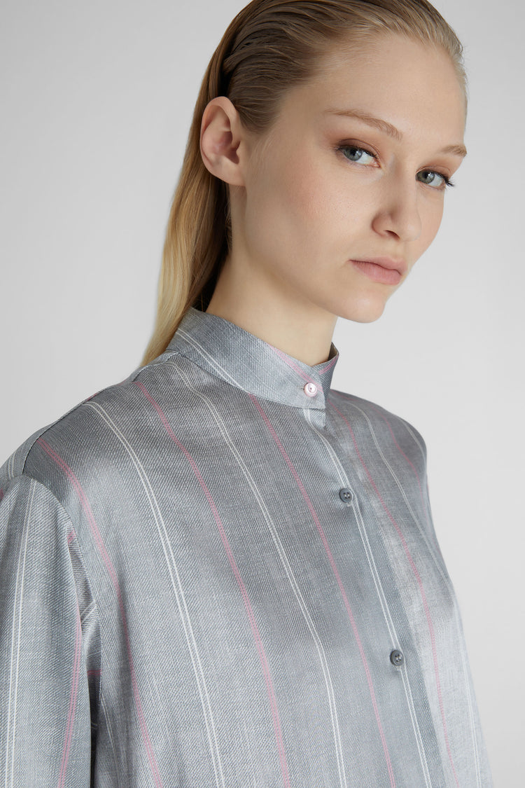 Pinstripe shirt with mandarin collar.