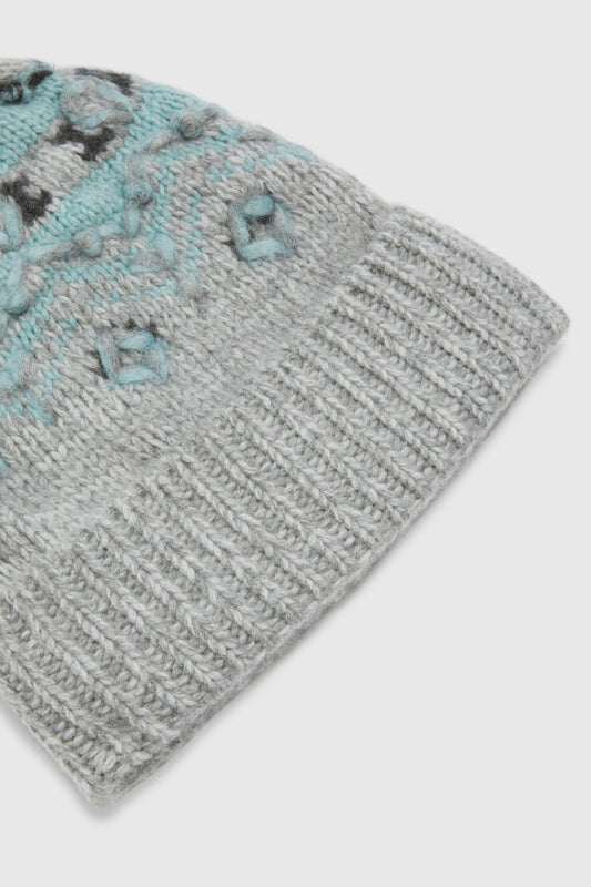 Pure cashmere hat with handmade embroidery