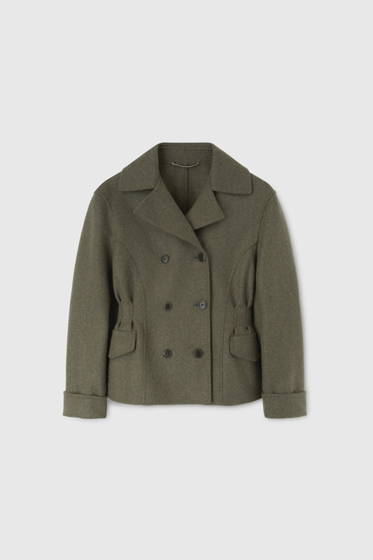 Manteau court croisé avec taille soulignée