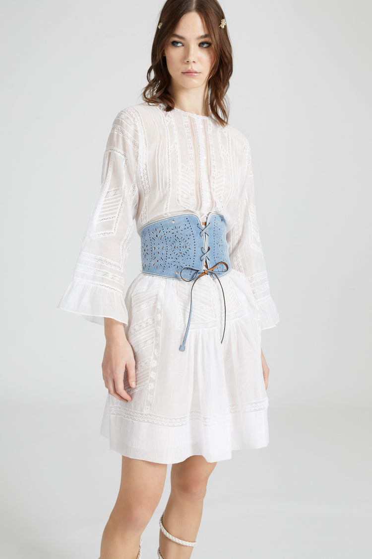 Short skirt in cotton muslin with valencienne lace details