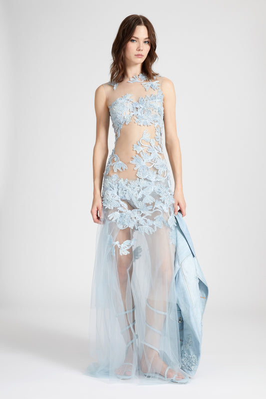 Long toulle dress with handmade degrade floral embroidery