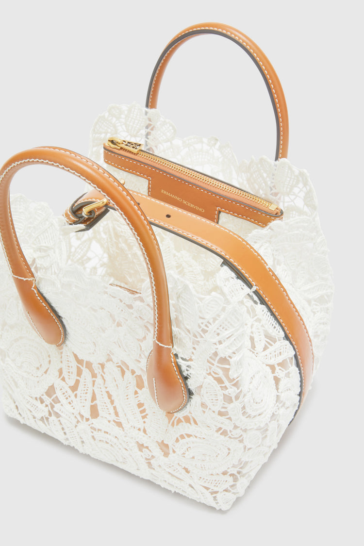 Mini Margot in white rafia lace