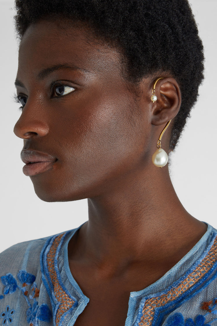 Ear cuff with pearl