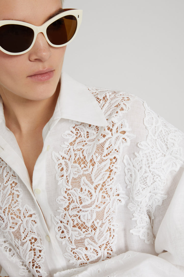 Long pure linen chemisier with handmade embroidery and macramé lace appliqués