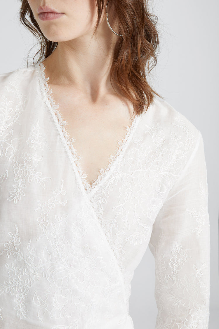 Ramie kimono dress with flounced skirt and sleeves