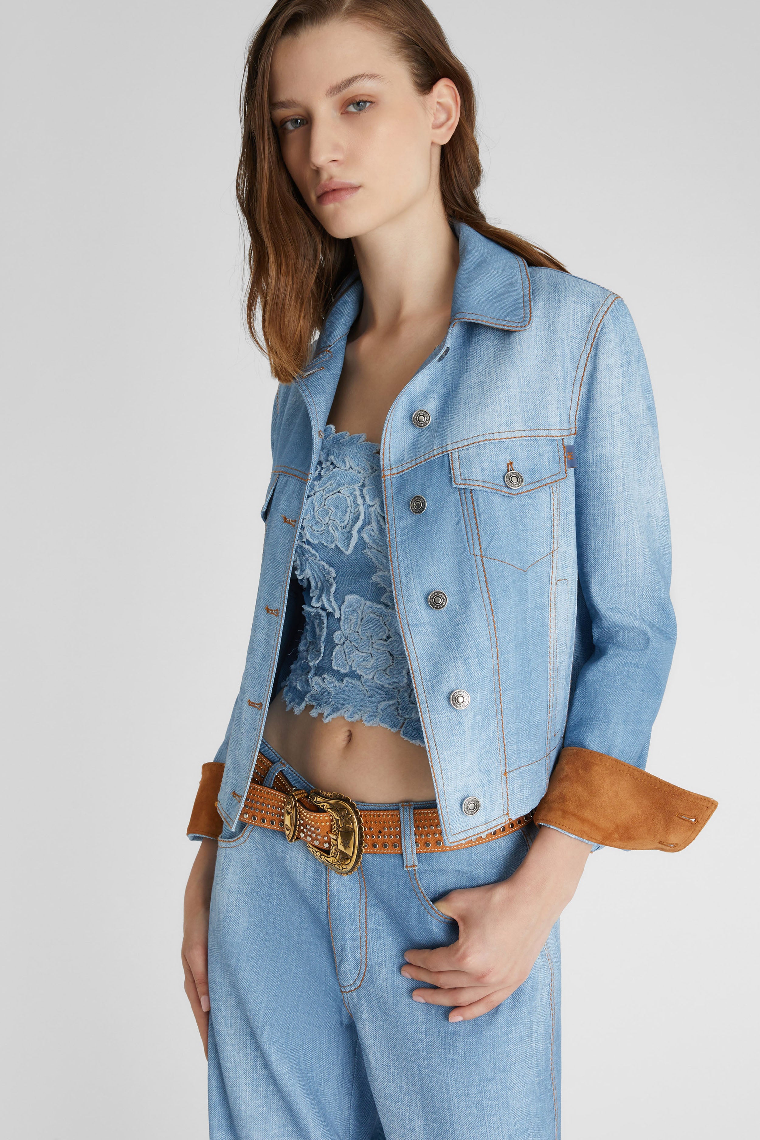 【美品】ERMANNO SCERVINOデニムジャケット　フラワーモチーフ Jacket in light blue marocain denim print with suede cuff