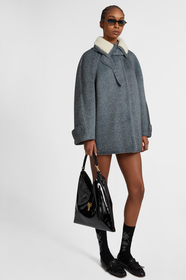 Over parka with zip and shearling collar