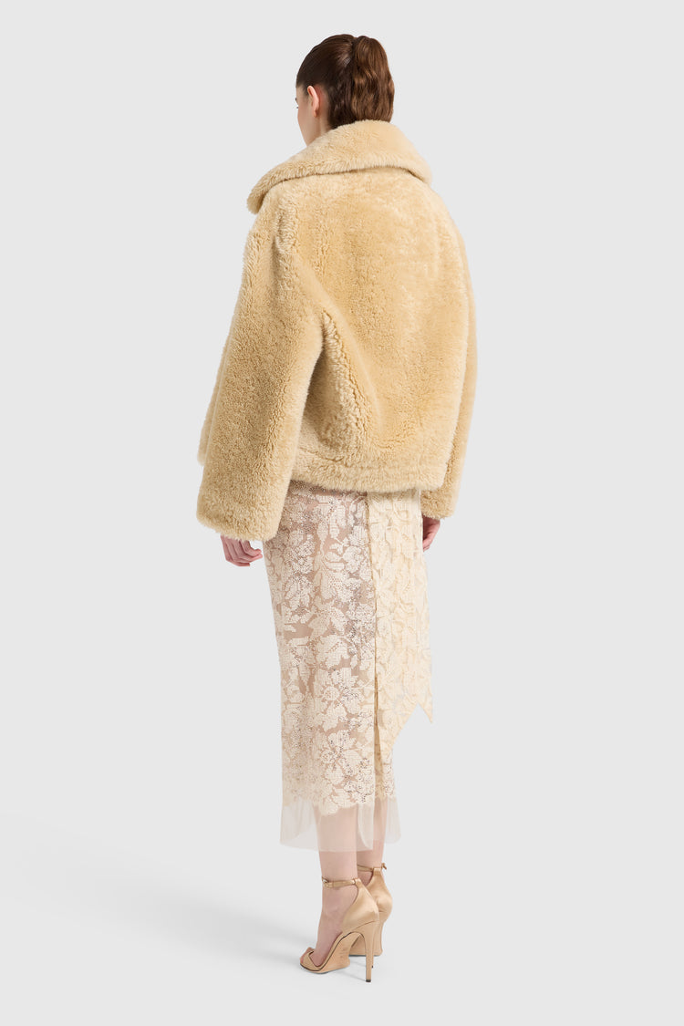 Veste shearling oversize avec fermeture par crochets