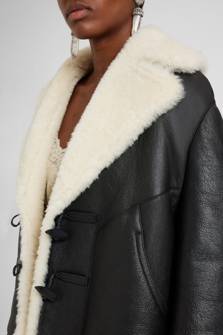 Oversize shearling jacket with contrast details