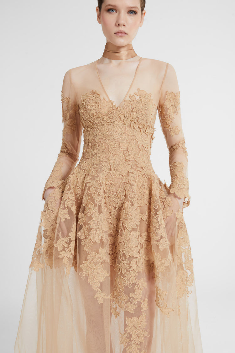 Long-sleeve dress in tulle and rebrode lace with deep V-neck