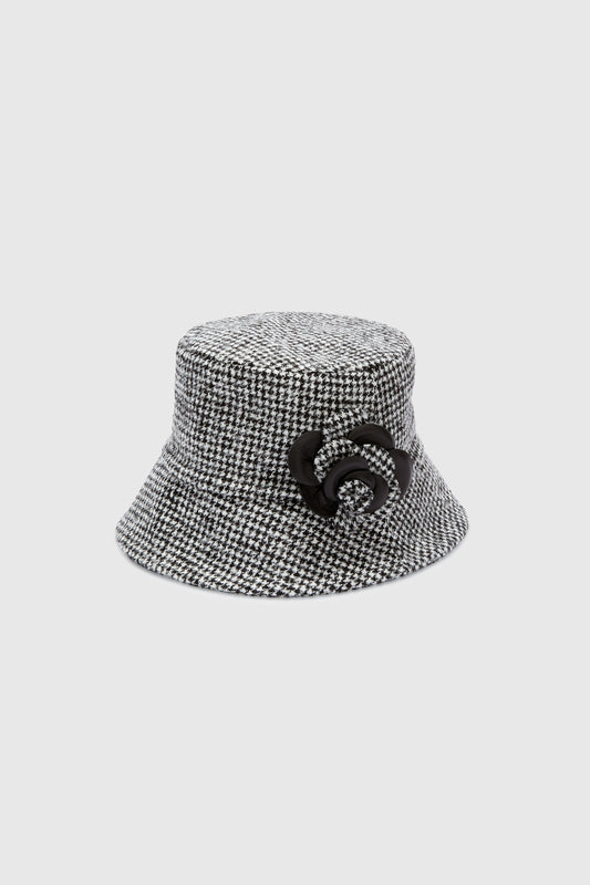 Cloche in pied de poule con fiore applicato