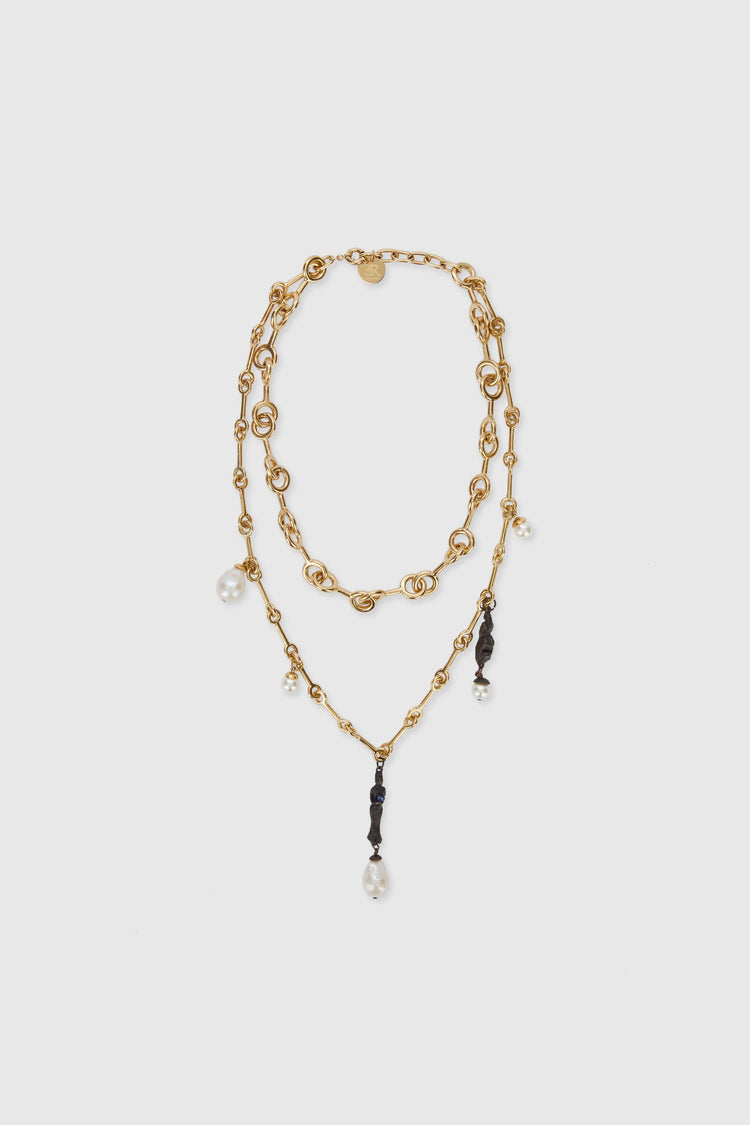 Multi-strand necklace with Reverse chain