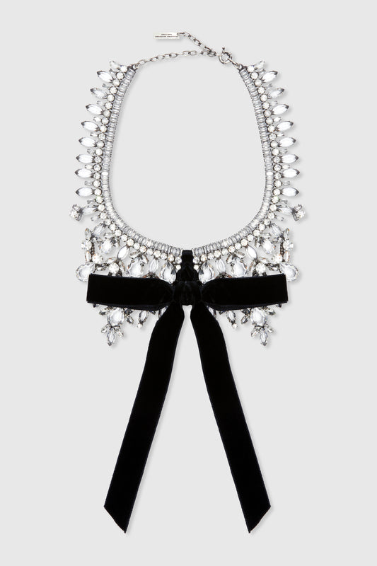Crystal necklace with velvet bow