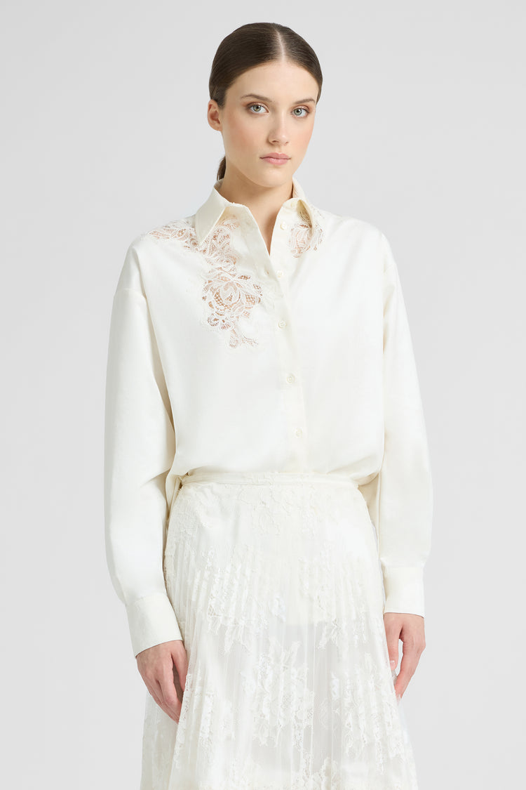 Chemise en velours de coton avec broderie ajourée et dentelle florale