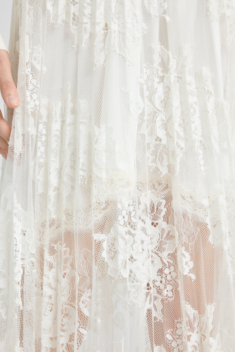 Jupe midi en dentelle avec fond de robe