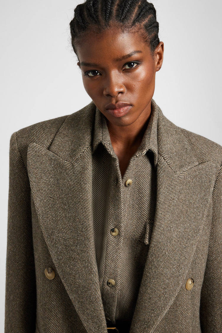 Tailored coat in a virgin wool, silk, and cashmere blend with resca pattern