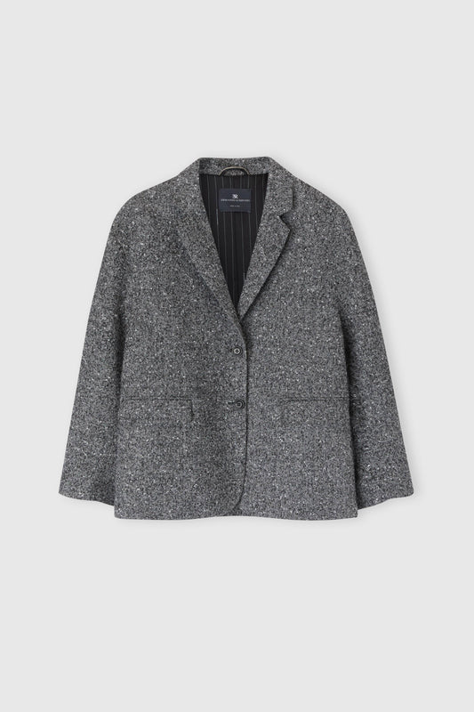Tailored jacket in wool blend with herringbone pattern