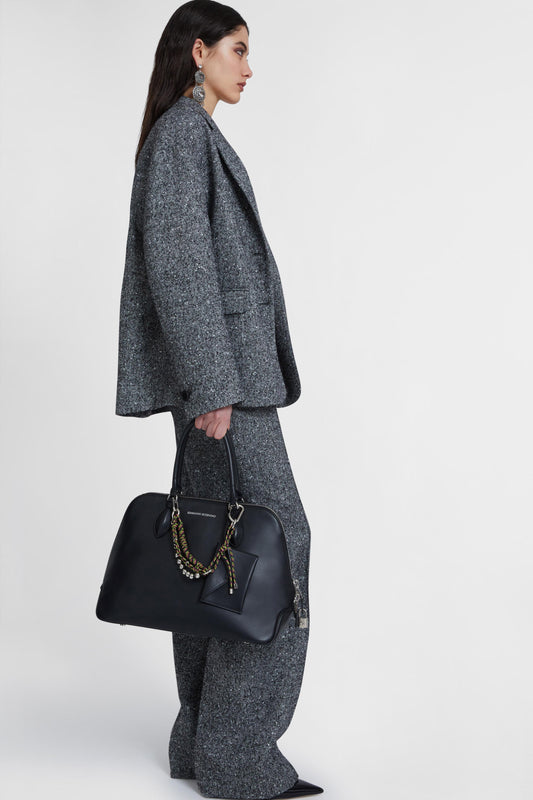 Tailored jacket in wool blend with herringbone pattern