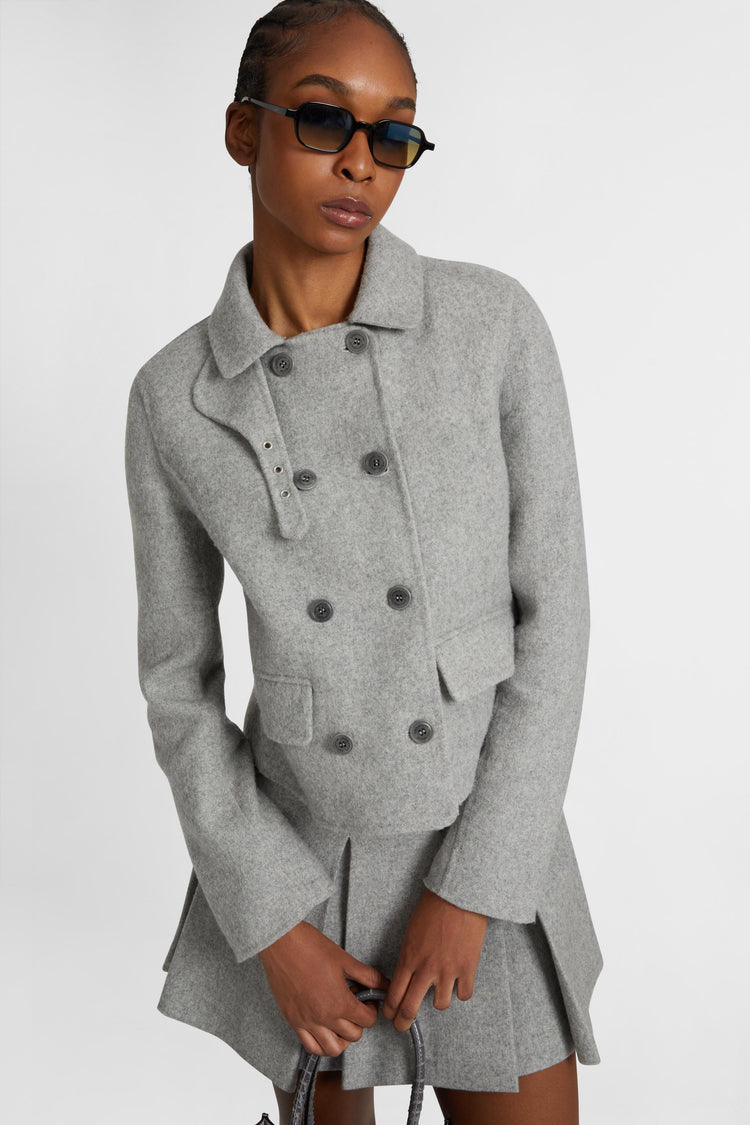 Short double-breasted coat in virgin wool blend with adjustable collar