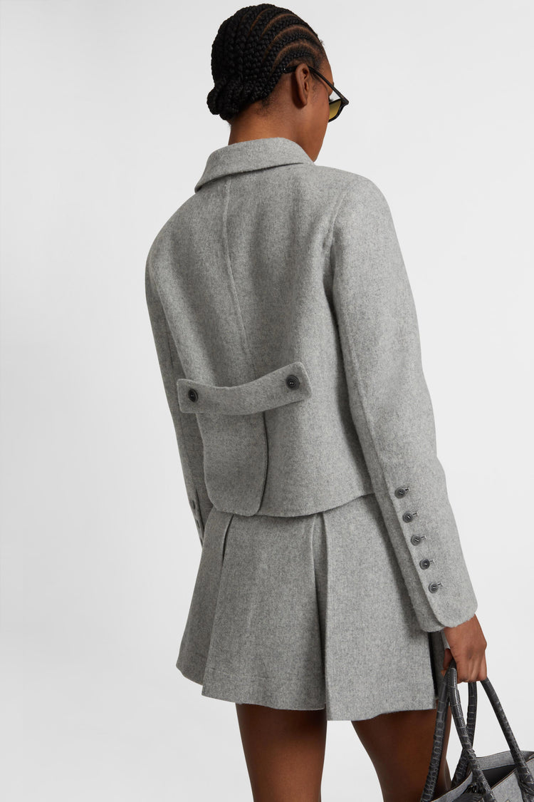 Short double-breasted coat in virgin wool blend with adjustable collar
