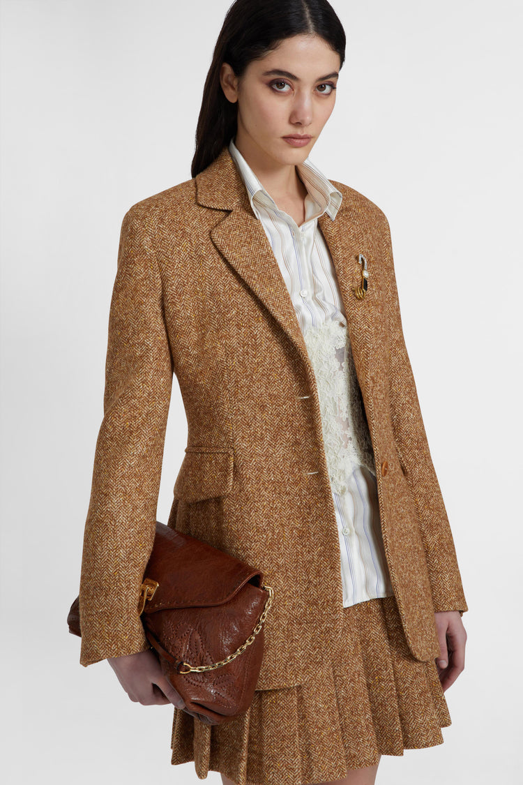 Single-breasted jacket in a blend of virgin wool and silk with a herringbone pattern