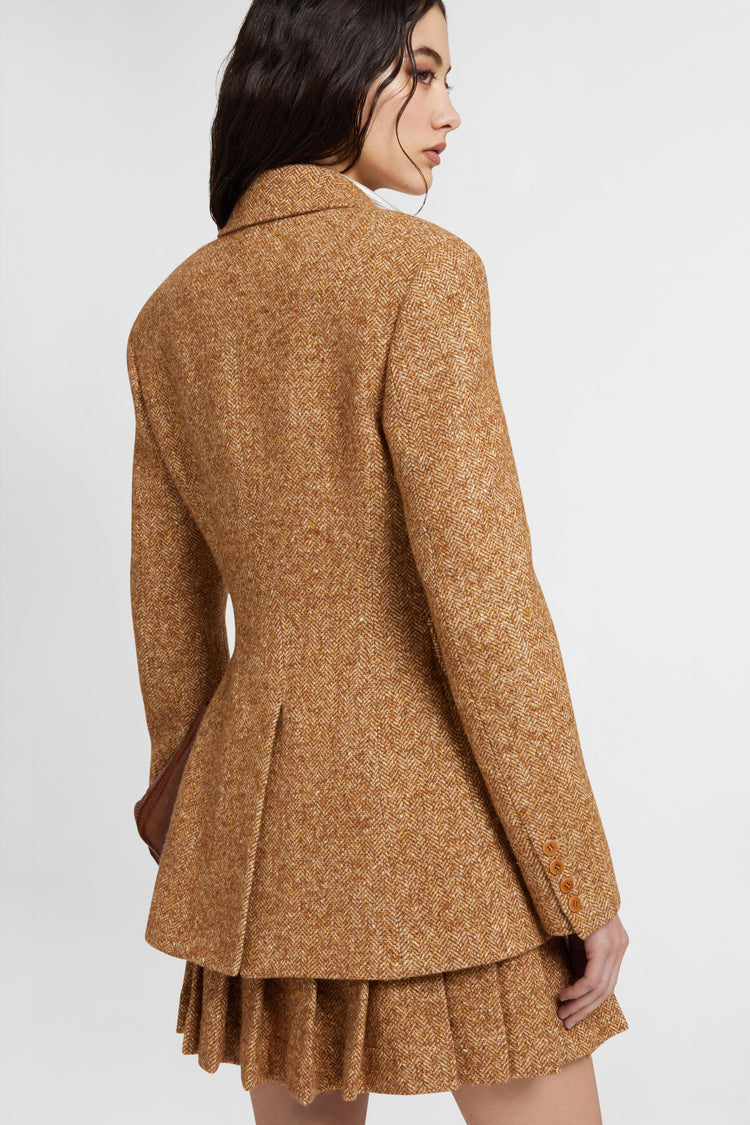 Single-breasted jacket in a blend of virgin wool and silk with a herringbone pattern