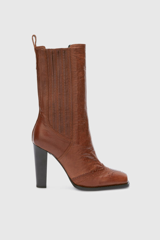 Vegetable leather ankle boot with brogue detail