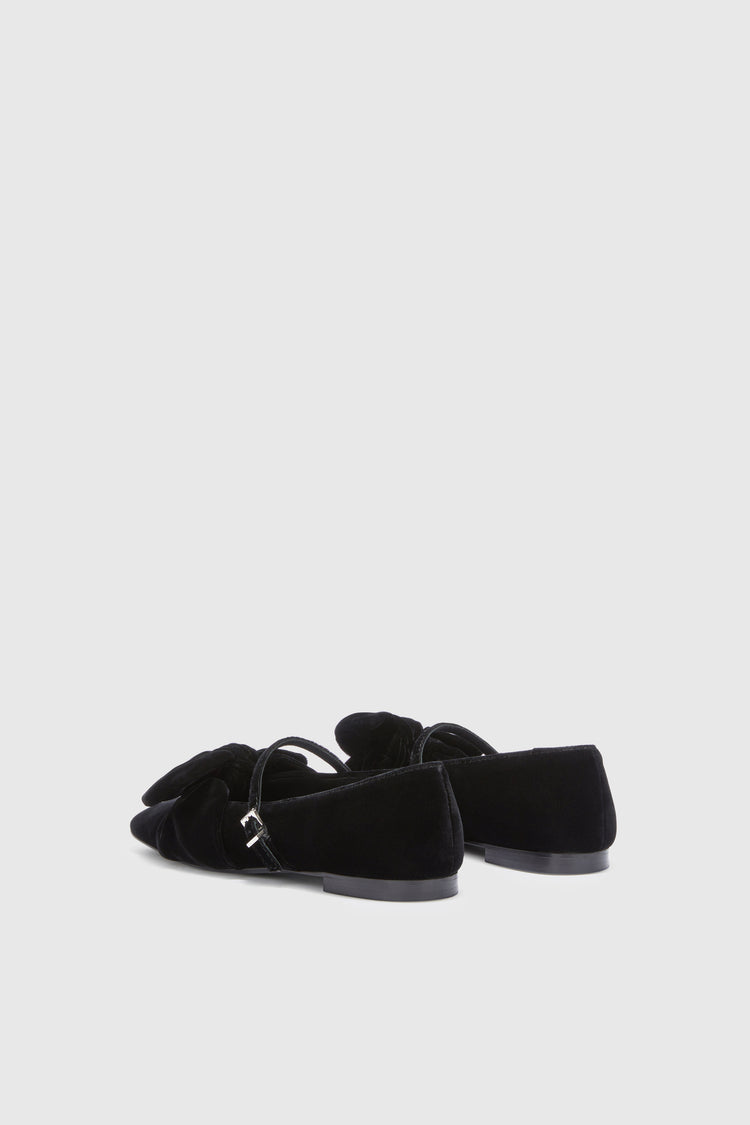 Velvet ballerina with oversized bow
