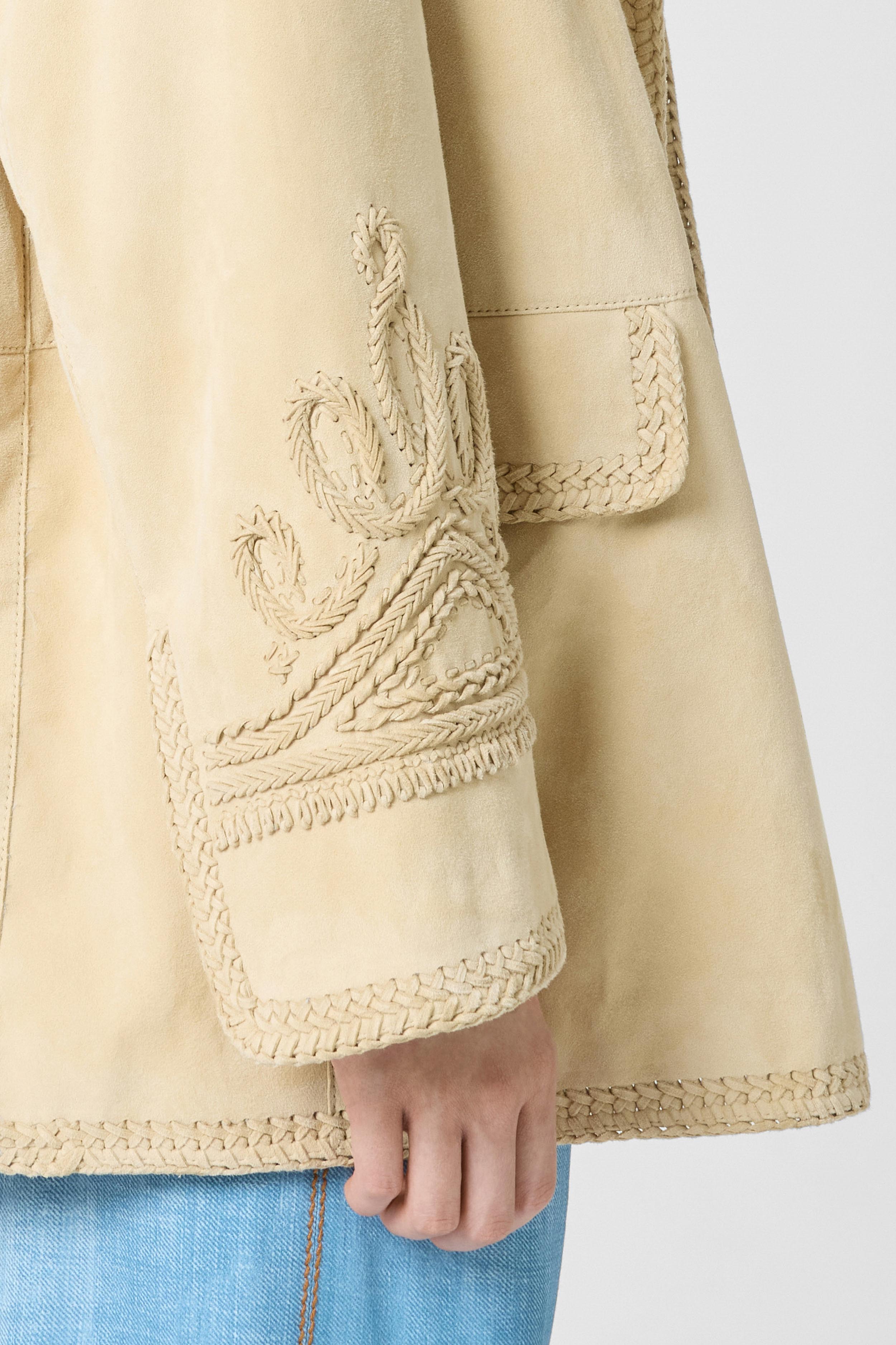 【ERMANNO SCERVINO】ベージュ レザーライダージャケット Suede jacket with hand-made embroidery