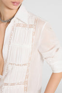Poplin shirt with pleating and Valencienne lace