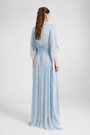 Kaftan en soie imprimée avec cristaux appliqués à la main